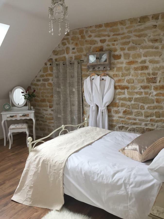 No 3 Route De Lingramiere Bed & Breakfast La Ferte-Mace Ngoại thất bức ảnh