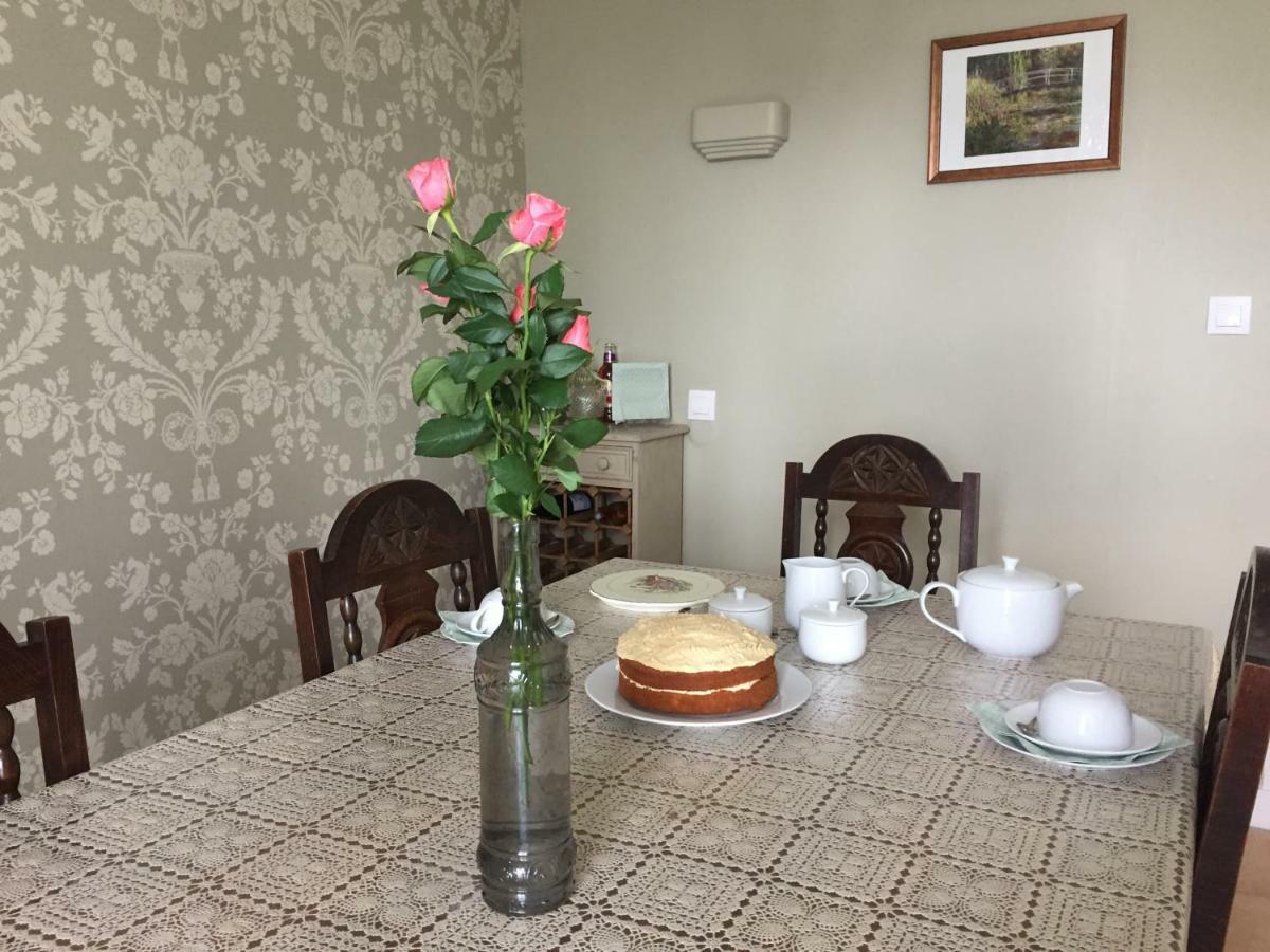 No 3 Route De Lingramiere Bed & Breakfast La Ferte-Mace Ngoại thất bức ảnh
